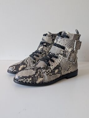 Ted Baker London Embossed Snake Print Biker/Moto Boots/booties Size:6